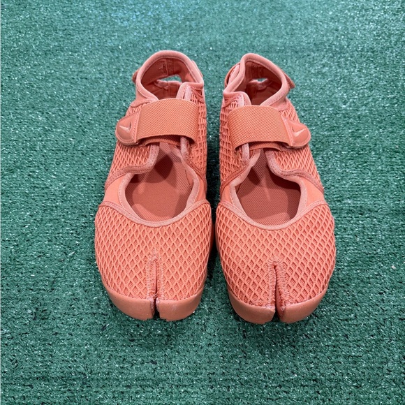 Nike Air Rift Healing Orange Women's Sz 12 Sneaker HM8288-800 RARE B grade - Picture 2 of 8